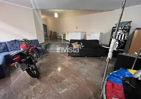 Foto 1 de Casa com 4 Quartos à venda, 170m² em Marapé, Santos