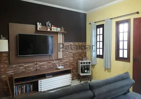 Foto 1 de Sobrado com 4 Quartos à venda, 150m² em Jardim Lavorato, Embu das Artes