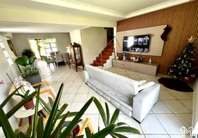 Foto 1 de Casa de Condomínio com 4 Quartos à venda, 200m² em Itapuã, Salvador