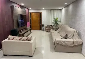 Foto 1 de Casa com 3 Quartos à venda, 250m² em Vila Assuncao, Santo André