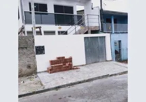 Foto 1 de Sobrado com 8 Quartos à venda, 160m² em Guaíra, Curitiba