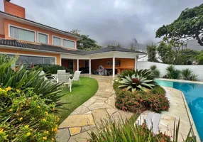 Foto 1 de Casa com 7 Quartos à venda, 450m² em Itacoatiara, Niterói