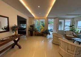 Foto 1 de Casa com 4 Quartos à venda, 327m² em Itacoatiara, Niterói