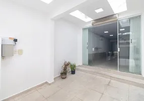 Foto 1 de Apartamento com 3 Quartos à venda, 180m² em Jardim Aeroporto, São Paulo