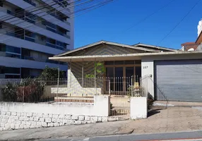 Foto 1 de Lote/Terreno à venda, 756m² em Barreiros, São José