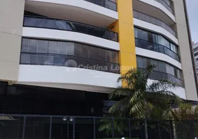 Foto 1 de Apartamento com 3 Quartos à venda, 140m² em Jóquei, Teresina