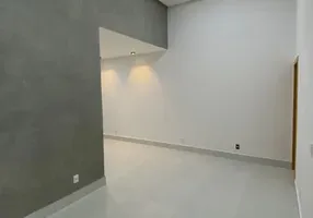 Foto 1 de Casa com 4 Quartos à venda, 98m² em Centro, São José