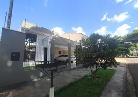 Foto 1 de Casa com 3 Quartos à venda, 136m² em Jardim Alvorada, Maringá