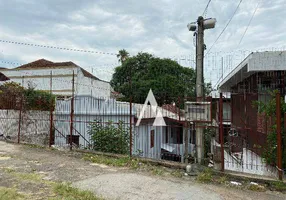 Foto 1 de Casa com 4 Quartos à venda, 288m² em Medianeira, Porto Alegre