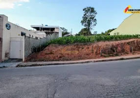 Foto 1 de Lote/Terreno à venda, 270m² em Quintino, Divinópolis