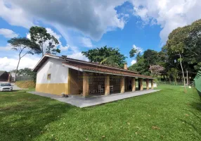 Foto 1 de Fazenda/Sítio com 3 Quartos para alugar, 2000m² em , Piracaia