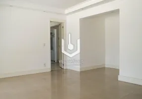 Foto 1 de Apartamento com 3 Quartos para alugar, 130m² em Santo Amaro, São Paulo