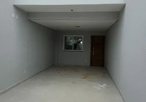 Foto 1 de Sobrado com 3 Quartos à venda, 100m² em Campo Grande, São Paulo