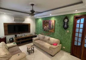 Foto 1 de Casa com 3 Quartos à venda, 232m² em Jardim Independencia, São Vicente