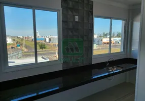 Foto 1 de Apartamento com 2 Quartos à venda, 59m² em Novo Mundo, Uberlândia