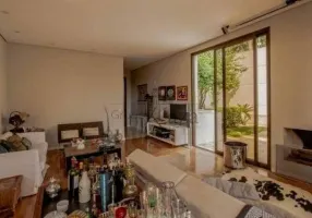 Foto 1 de Casa de Condomínio com 4 Quartos à venda, 454m² em Jardim Panorama, São Paulo