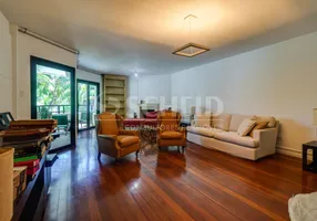 Foto 1 de Apartamento com 3 Quartos para venda ou aluguel, 230m² em Paineiras do Morumbi, São Paulo