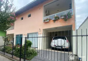 Foto 1 de Casa com 6 Quartos à venda, 450m² em Centro, Balneário Camboriú