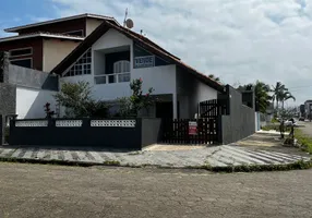 Foto 1 de Casa com 4 Quartos à venda, 185m² em Estancia Sao Jose, Peruíbe