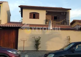 Foto 1 de Sobrado com 3 Quartos à venda, 283m² em Pontal de Santa Marina, Caraguatatuba