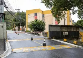 Foto 1 de Apartamento com 3 Quartos à venda, 55m² em Campo Grande, Rio de Janeiro