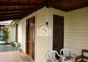 Foto 1 de Casa de Condomínio com 3 Quartos à venda, 150m² em Granja Viana, Carapicuíba