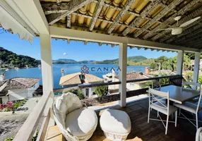 Foto 1 de Casa de Condomínio com 5 Quartos para venda ou aluguel, 200m² em Itanema, Angra dos Reis