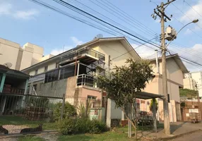 Foto 1 de Casa com 2 Quartos à venda, 72m² em Nossa Senhora da Saúde, Caxias do Sul
