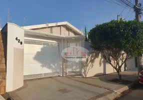 Foto 1 de Casa com 4 Quartos à venda, 220m² em Vila Pataro, Mogi Guaçu