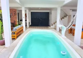 Foto 1 de Casa com 5 Quartos à venda, 226m² em Estreito, Florianópolis