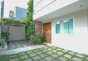 Foto 1 de Casa com 3 Quartos à venda, 100m² em Sao Joao, Itajaí