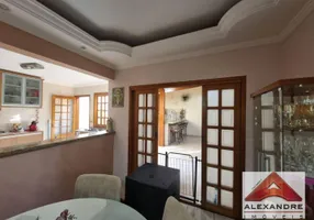 Foto 1 de Casa com 3 Quartos à venda, 195m² em Residencial Planalto, São José dos Campos
