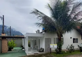 Foto 1 de Casa de Condomínio com 4 Quartos à venda, 185m² em Praia do Sapê, Ubatuba