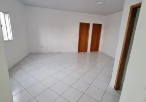 Foto 1 de Casa com 2 Quartos para alugar, 10m² em Cangaíba, São Paulo