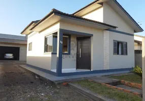 Foto 1 de Casa com 2 Quartos à venda, 132m² em Arapongas, Araranguá