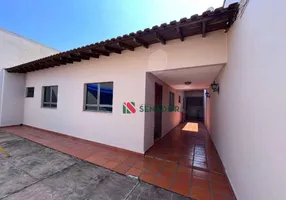 Foto 1 de Casa com 3 Quartos para alugar, 276m² em Centro, Londrina