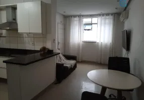 Foto 1 de Apartamento com 3 Quartos à venda, 90m² em Pompeia, Santos