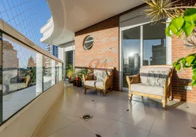 Foto 1 de Apartamento com 4 Quartos à venda, 234m² em Cabral, Curitiba