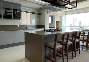 Foto 1 de Apartamento com 2 Quartos para alugar, 108m² em Taquaral, Campinas