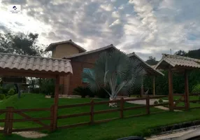 Foto 1 de Casa de Condomínio com 2 Quartos à venda, 200m² em Fortuna De Minas, Fortuna de Minas