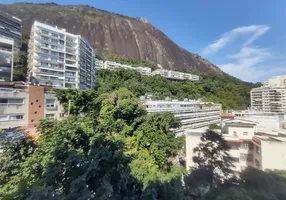 Foto 1 de Apartamento com 2 Quartos à venda, 75m² em Lagoa, Rio de Janeiro