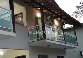 Foto 1 de Casa de Condomínio com 2 Quartos à venda, 72m² em Serramar, Rio das Ostras