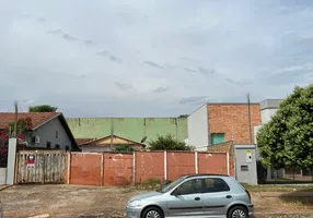 Foto 1 de Casa com 2 Quartos à venda, 100m² em Vila Silvia Regina, Campo Grande