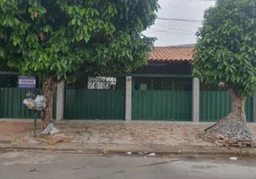 Foto 1 de Casa com 4 Quartos à venda, 150m² em Cidade Jardim, Goiânia