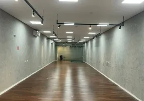 Foto 1 de Ponto Comercial para alugar, 240m² em Brás, São Paulo