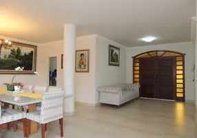 Foto 1 de Casa com 19 Quartos à venda, 858m² em Mangabeiras, Belo Horizonte