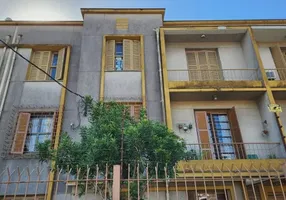 Foto 1 de Apartamento com 3 Quartos à venda, 56m² em Glória, Porto Alegre