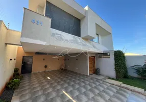 Foto 1 de Sobrado com 3 Quartos à venda, 230m² em Conjunto Habitacional Inocente Vila Nova Júnior, Maringá