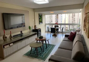 Foto 1 de Apartamento com 4 Quartos à venda, 145m² em Praia das Pitangueiras, Guarujá