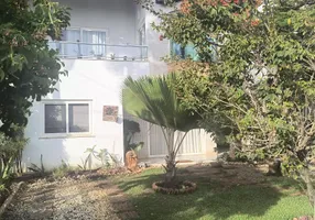 Foto 1 de Casa de Condomínio com 5 Quartos à venda, 250m² em Atalaia, Aracaju